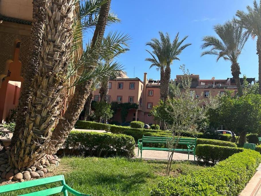 Joli Appartement T2 Residence Avec Piscines Marrakesh Bagian luar foto